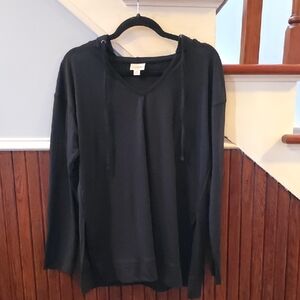 LuLaRoe Medium Eliza Black V-Neck Light Weight Long Sleeve Shirt With Hood